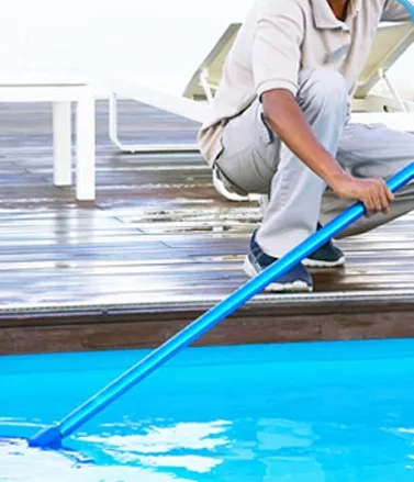 rob&ocirc; limpador de piscina