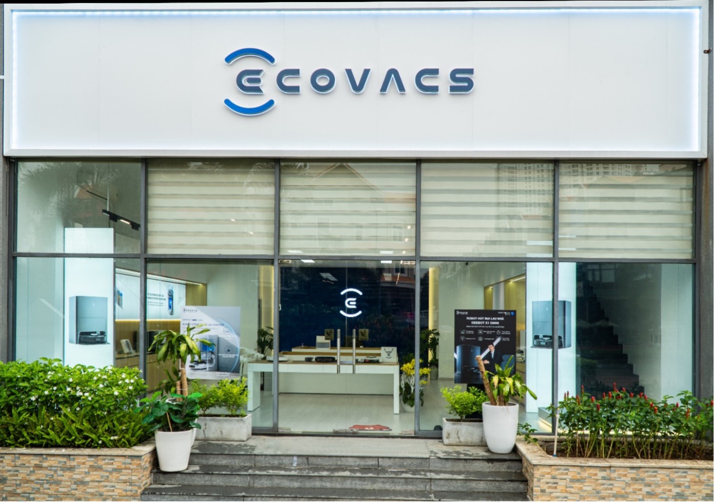 rob&oacute;tica ecovacs